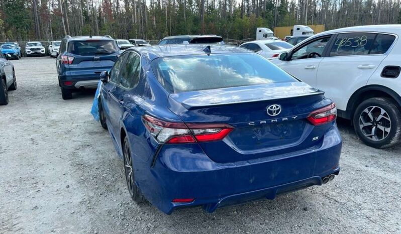 
								Salvaged Cars 2024 Toyota Camry full									