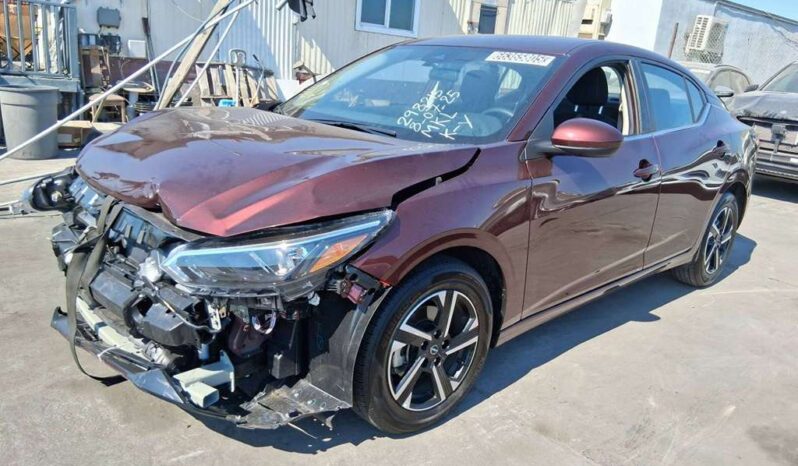 
								Salvaged Cars 2025 Nissan Sentra full									