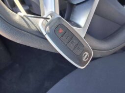 
										Salvaged Cars 2025 Nissan Sentra full									