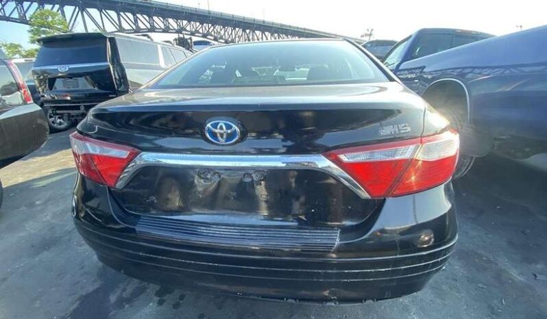 
								Salvaged Cars 2015 Toyota Camry full									