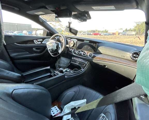 
								Salvaged Cars 2019 Mercedes-Benz CLS-Class full									