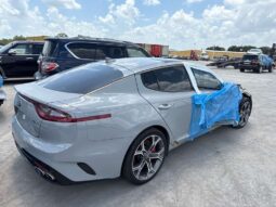 
										Salvaged Cars 2018 Kia Stinger full									