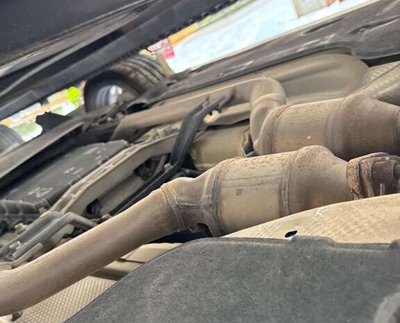 
								Salvaged Cars 2018 Kia Stinger full									