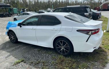 Salvaged Cars 2021 Toyota Camry