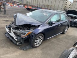 
										Salvaged Cars 2021 Toyota Corolla full									