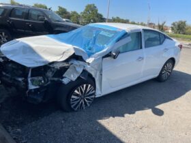 Salvaged Cars 2024 Nissan Altima