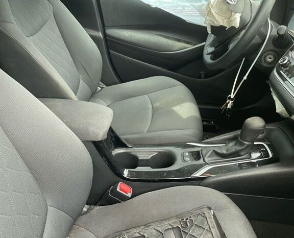 
								Salvaged Cars 2021 Toyota Corolla full									