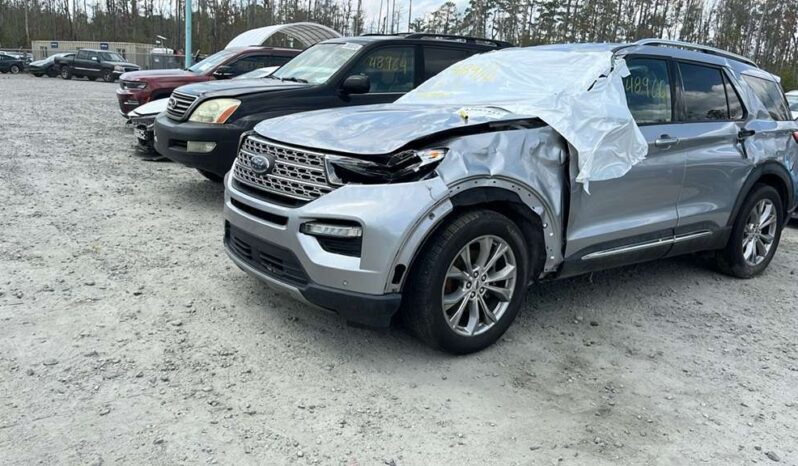 
								Salvaged Cars Ford Explorer full									