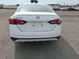 
										Salvaged Cars 2024 Nissan Altima full									