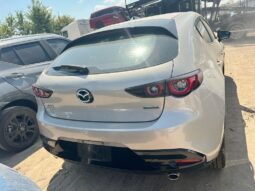 
										Salvaged Cars 2025 Mazda Mazda3 full									