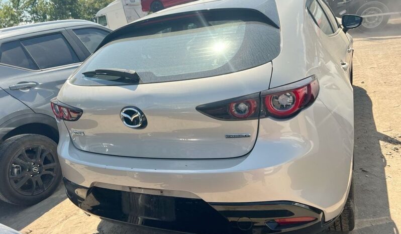 
								Salvaged Cars 2025 Mazda Mazda3 full									