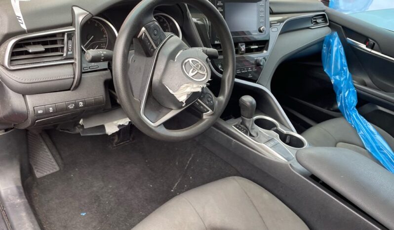 
								Salvaged Cars 2023 Toyota Camry full									