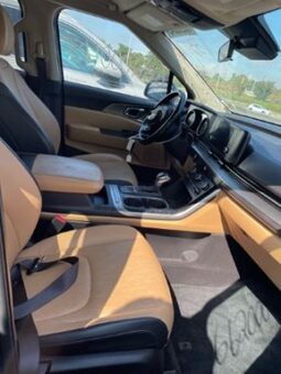 Salvaged Cars 2022 Kia Carnival