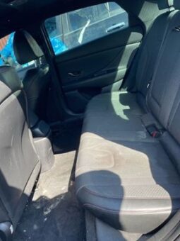
										Salvaged Cars 2022 Hyundai Elantra full									