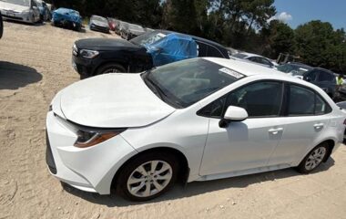 Salvaged Cars 2025 Toyota Corolla