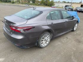 Salvaged Cars 2024 Toyota Camry