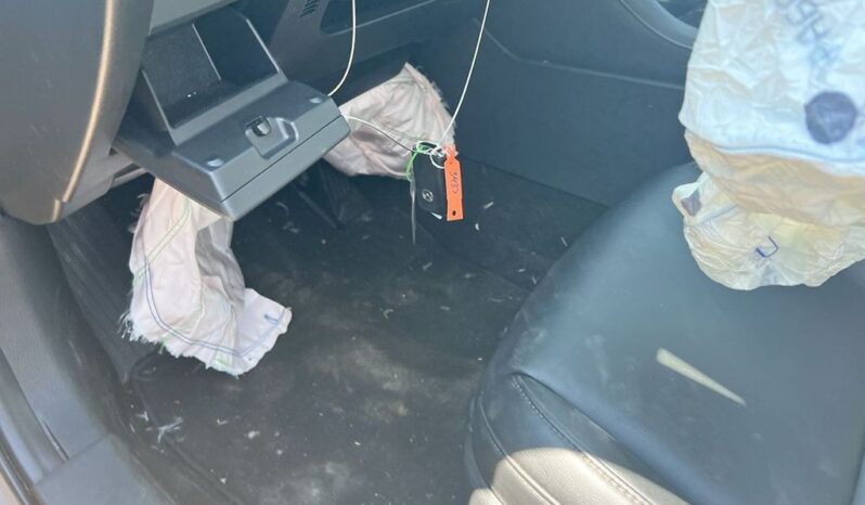
								Salvaged Cars 2025 Mazda Mazda3 full									