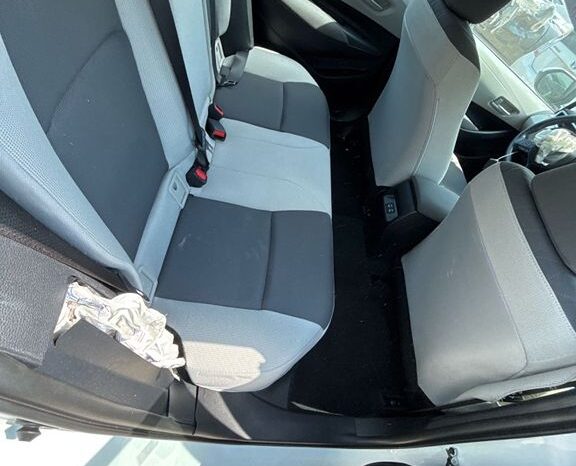 
								Salvaged Cars 2025 Toyota Corolla full									
