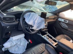 
										Salvaged Cars 2022 Ford Explorer full									