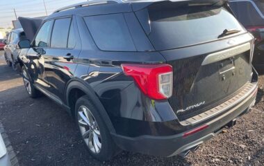 Salvaged Cars 2022 Ford Explorer