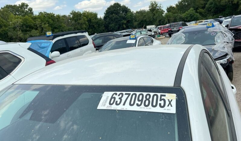
								Salvaged Cars 2022 Kia Forte full									