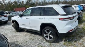Salvaged Cars 2024 Jeep Grand CherokeeJeep