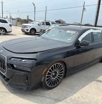 Salvaged Cars 2024 BMW...
