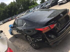 Salvaged Cars 2019 Nissan AltimaNissan