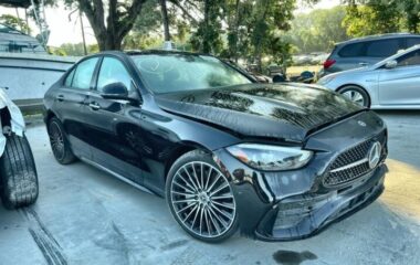 Salvaged Cars 2024 Mercedes-Benz C-ClassMercedes-Benz