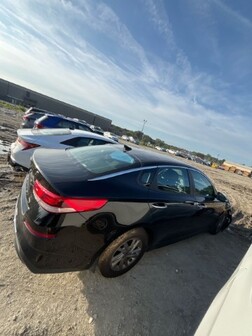 Salvaged Cars 2020 Kia OptimaKia