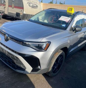 Salvaged Cars 2025 Volkswagen...