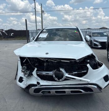 Salvaged Cars 2023 Mercedes-Benz...