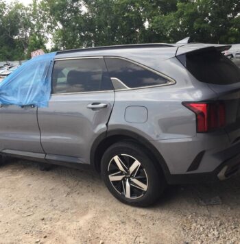 Salvaged Cars 2021 Kia...