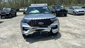 Salvaged Cars 2023 Ford ExplorerFord