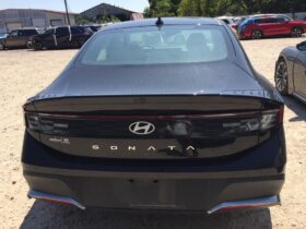 Salvaged Cars 2025 Hyundai SonataHyundai