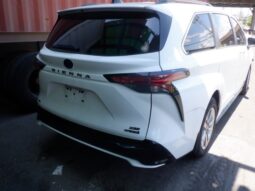 Salvaged Cars 2021 Toyota SiennaToyota