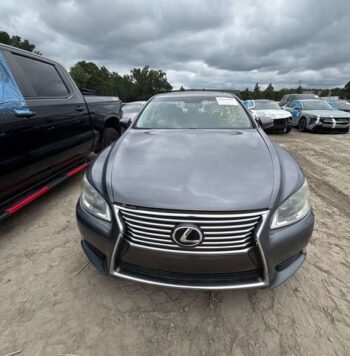 Salvaged Cars 2013 Lexus...