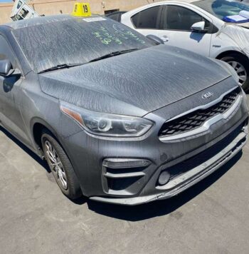 Salvaged Cars 2021 Kia...