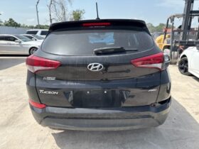 Salvaged Cars 2017 Hyundai TucsonHyundai