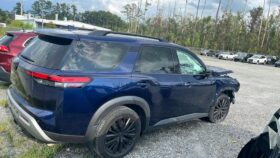 Salvaged Cars 2022 Nissan PathfinderNissan