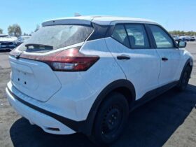 Salvaged Cars 2024 Nissan kicksNissan
