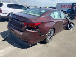 Salvaged Cars 2025 Nissan AltimaNissan