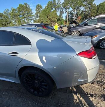 Salvaged Cars 2019 Mercedes-Benz...