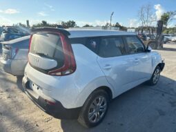 Salvaged Cars 2022 Kia SoulKia