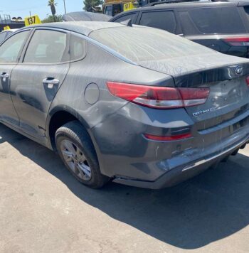 Salvaged Cars 2020 Kia...