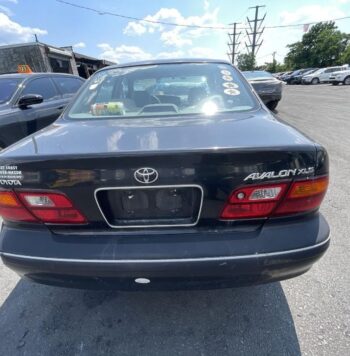 Salvaged Cars 1998 Toyota...