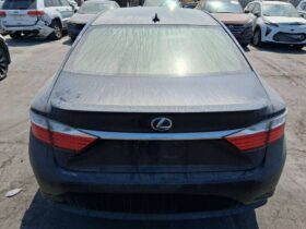 Salvaged Cars 2014 Lexus ESLexus