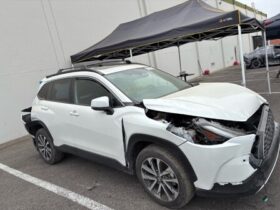 Salvaged Cars 2023 Toyota Corolla CrossToyota