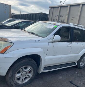 Salvaged Cars 2006 Lexus...
