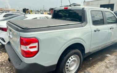 Salvaged Cars 2024 Ford MaverickFord